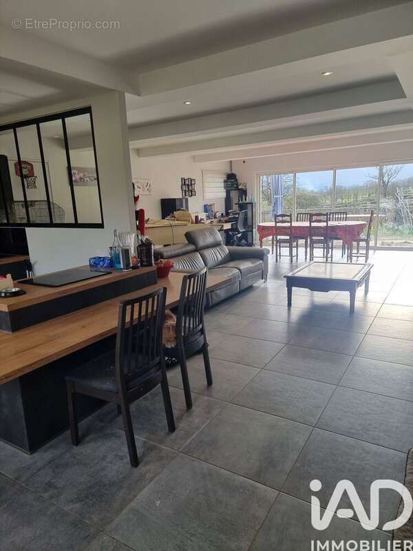 Photo 4 - Maison à MABLY