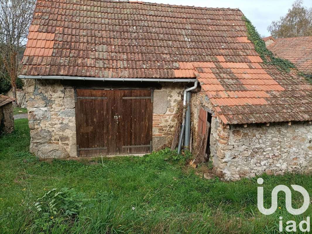 Photo 9 - Maison à BUSSET