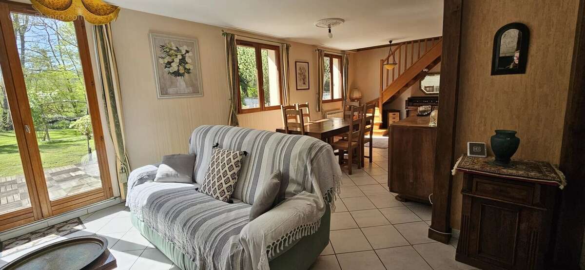 Maison à LA FERTE-ALAIS