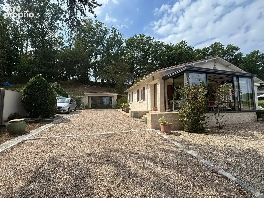 Charmante maison familiale avec dépendance et terrain - photo 15