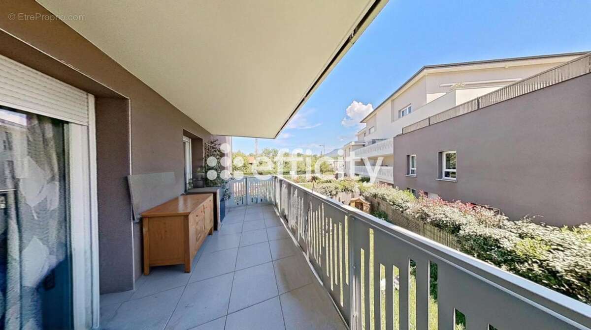 Appartement à VETRAZ-MONTHOUX