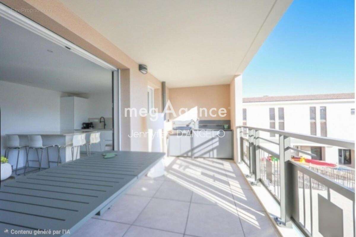 Appartement à SANARY-SUR-MER