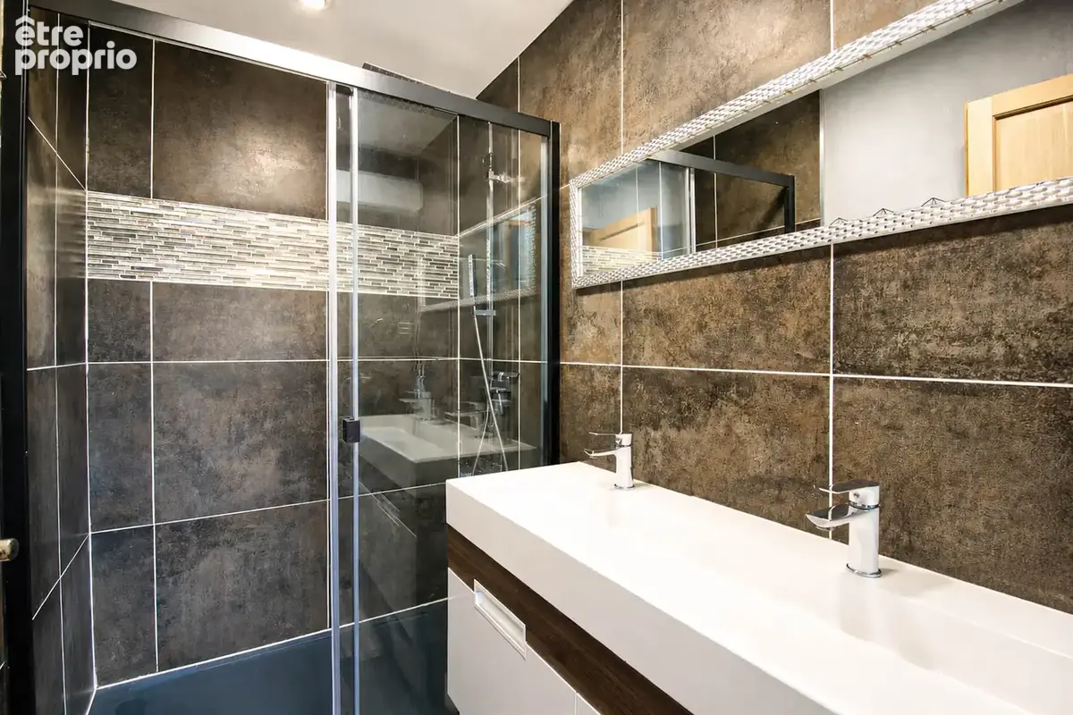 EXCLUSiVITÉ : Maison familliale de plein-pied avec piscine - photo 13