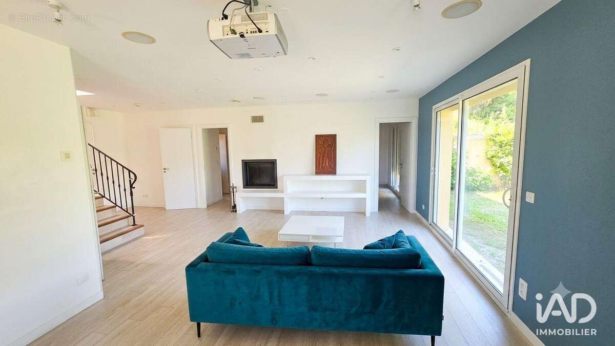 Photo 3 - Maison à ANTIBES
