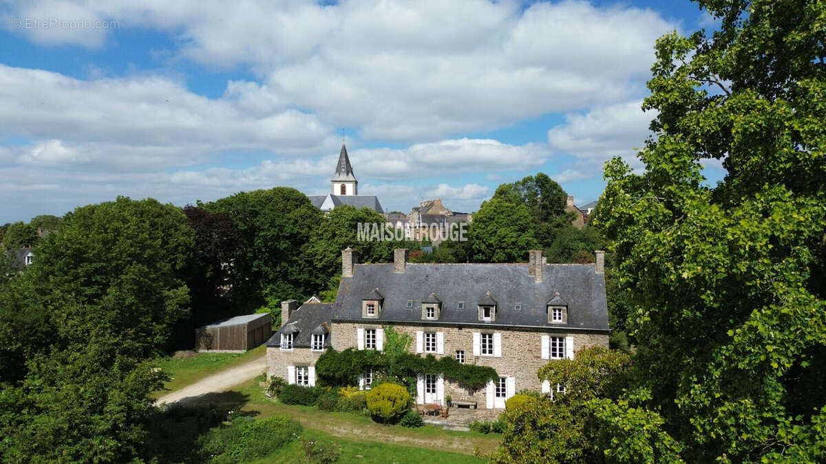 Maison à PLOUER-SUR-RANCE