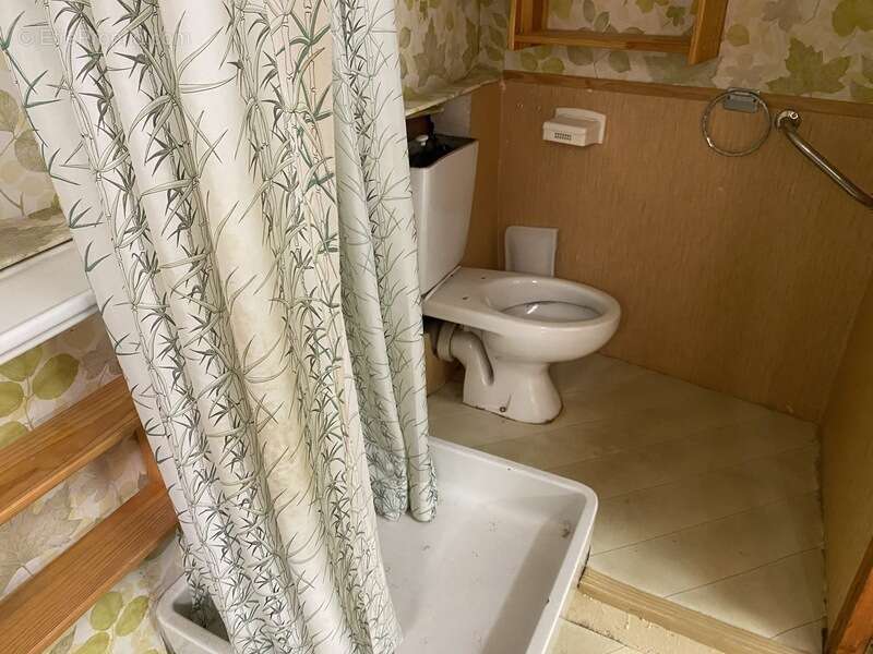 Dpt Pyrénées Orientales (66), à vendre EUS, Maison 4 pièces 73 m² cour intérieure à rénover - photo 7
