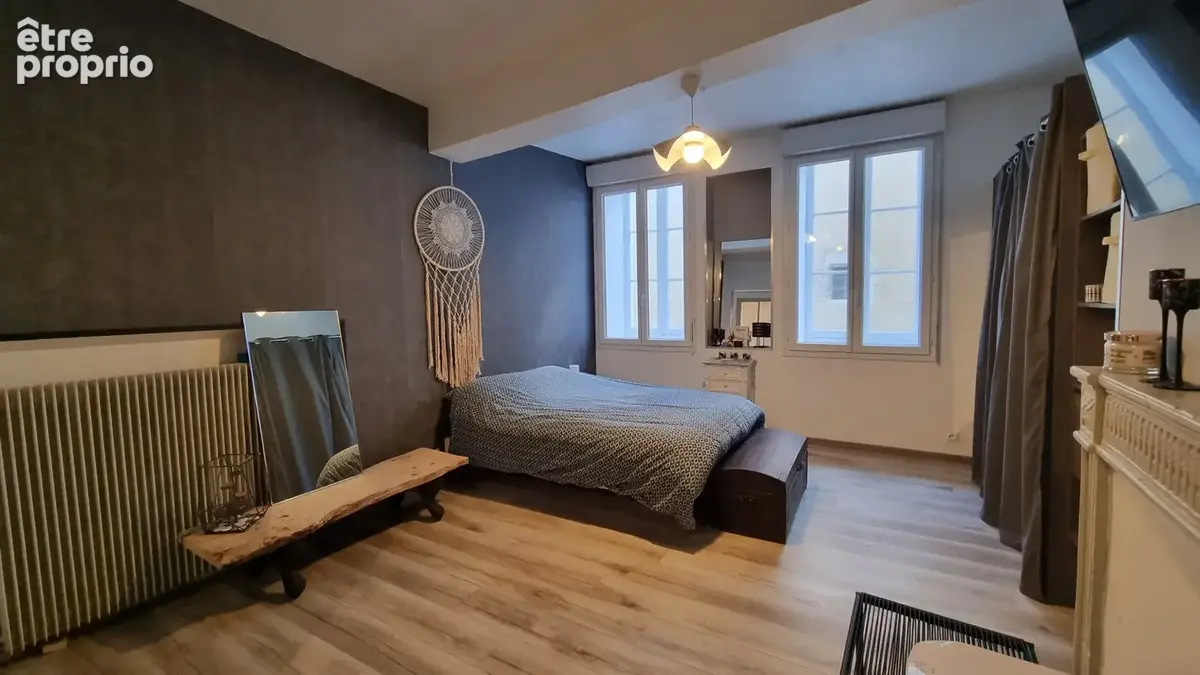 Maison de ville rénovée avec goût   200 m2 au cœur de la cité - photo 9