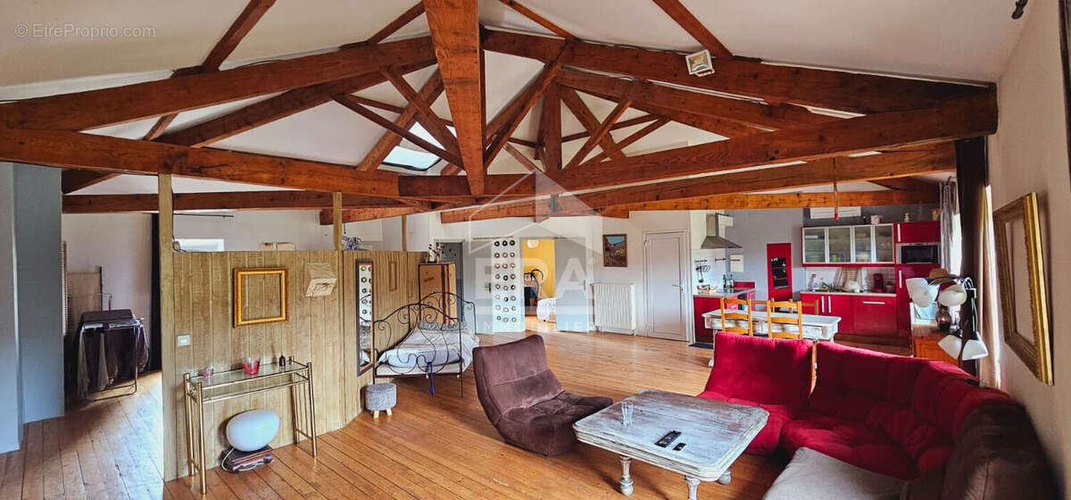 Maison à POMAS