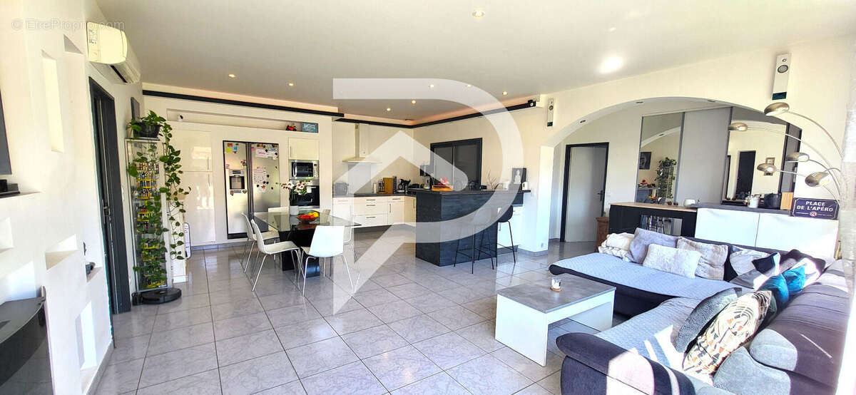 Maison à BENESSE-MAREMNE