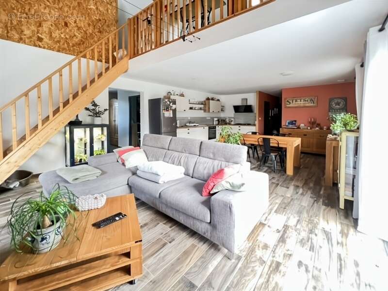 Maison à HESDIGNEUL-LES-BOULOGNE