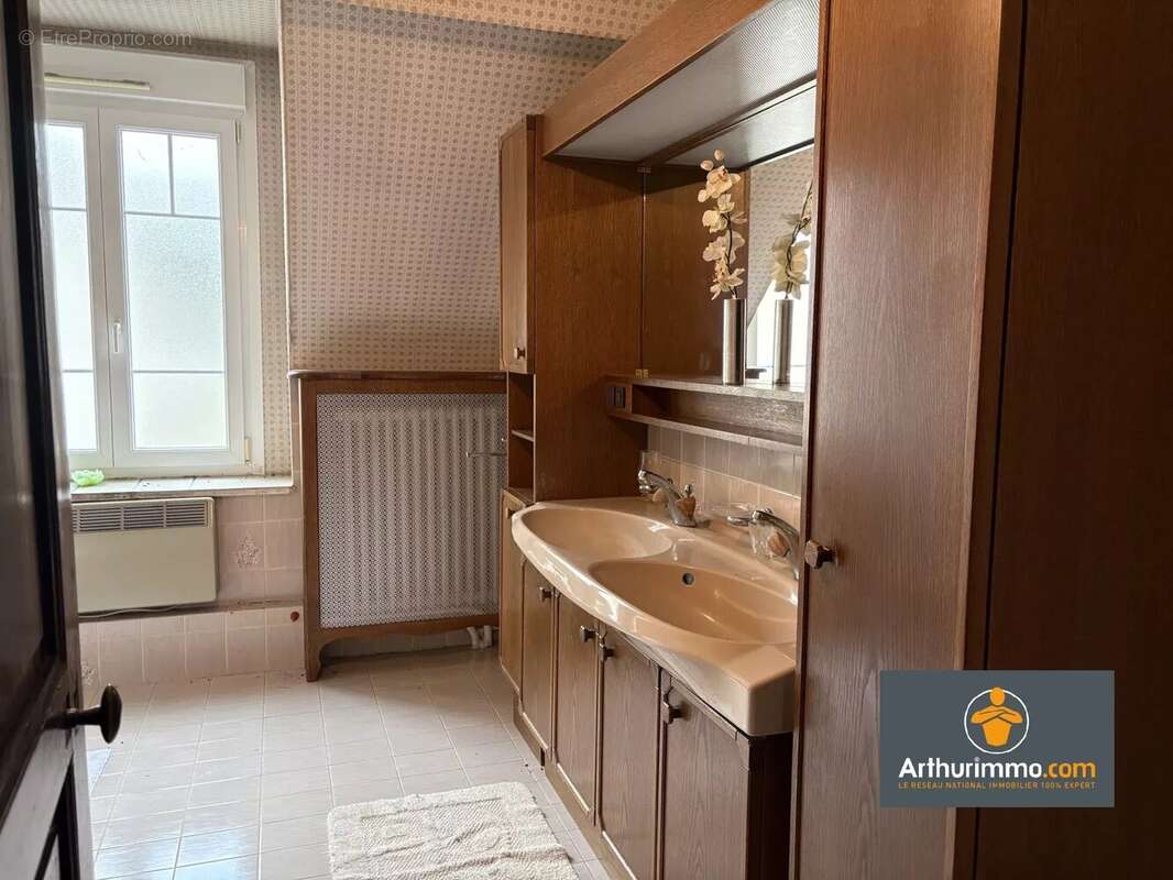 Maison à LONGUEVAL-BARBONVAL