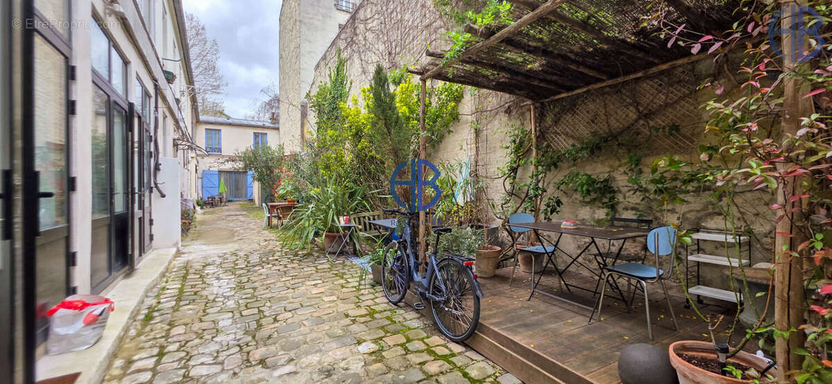 Appartement à PARIS-19E