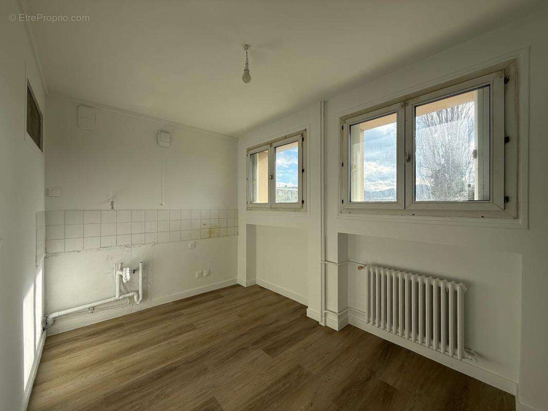 Appartement à LA TALAUDIERE