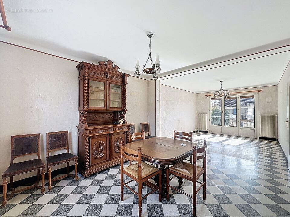 Maison à LAILLY-EN-VAL
