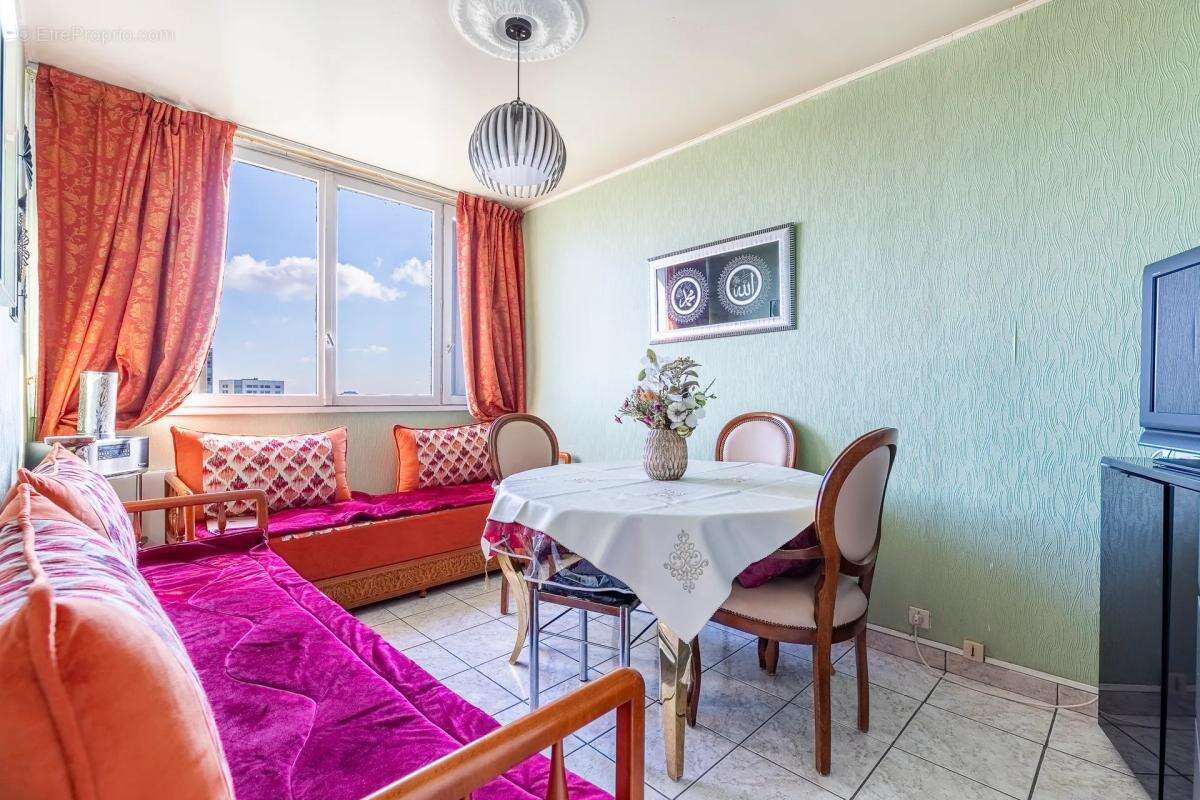 Appartement à BAGNOLET