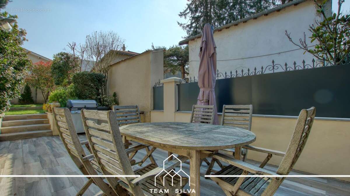 Maison à MIONS