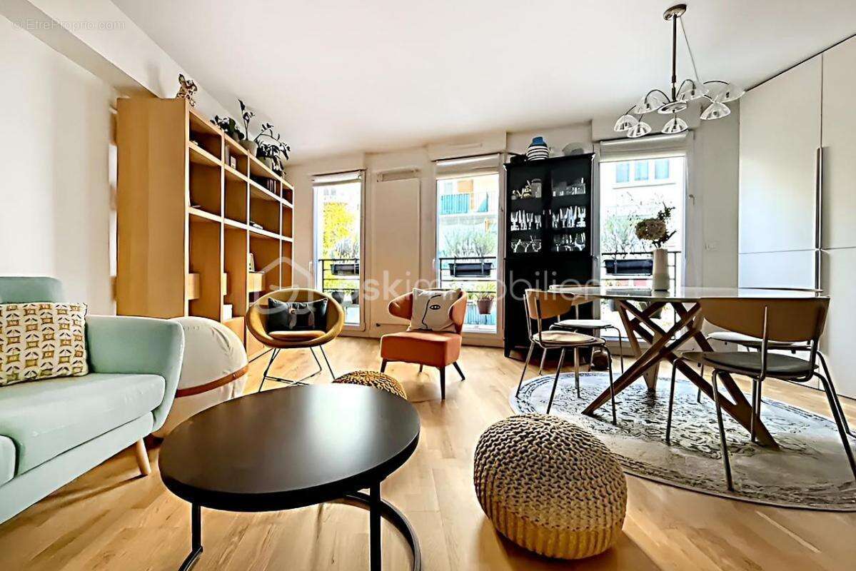 Appartement à PARIS-19E