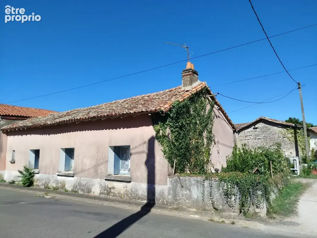 Maison 5 pièces 70 m² à vendre à Saint-Macoux (86400) - photo 3