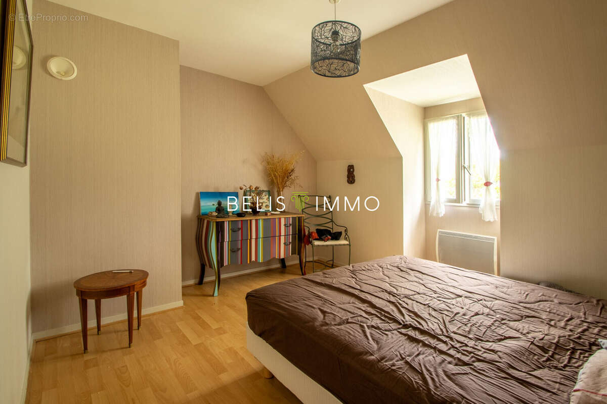 Maison à MONTLOUIS-SUR-LOIRE