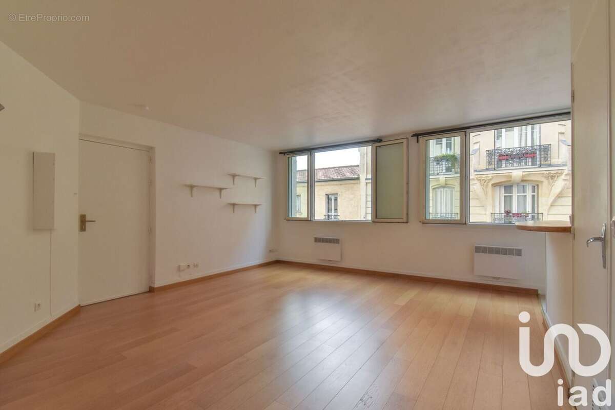 Photo 4 - Appartement à PARIS-20E