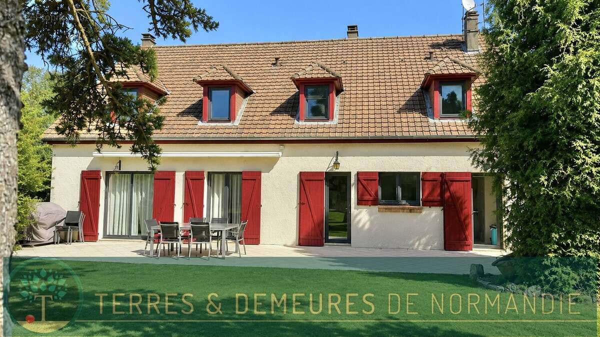 A vendre - Maison familiale de 212m² avec maison d'amis, sur un terrain de 2500m², à quelques minutes de Luneray - photo 2