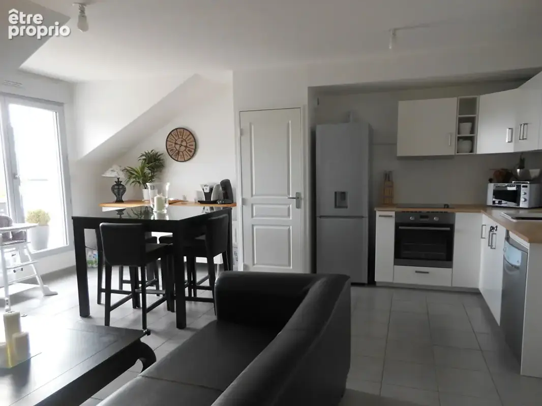 Bourg de Vouvray - Appartement T3 - photo 8