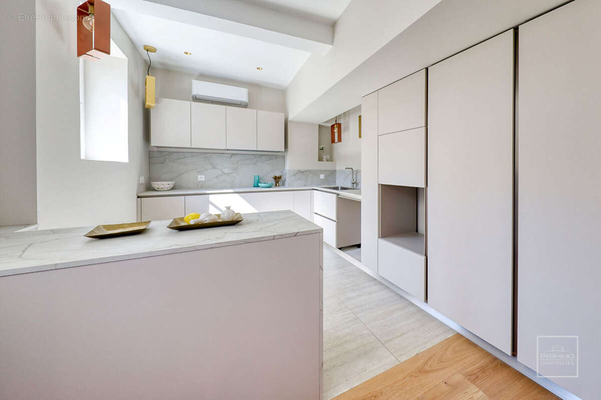 Maison à SAINT-CYR-AU-MONT-D&#039;OR