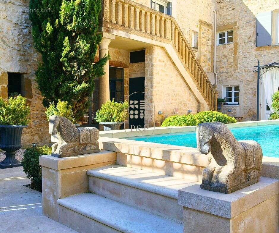 Maison à GARRIGUES-SAINTE-EULALIE