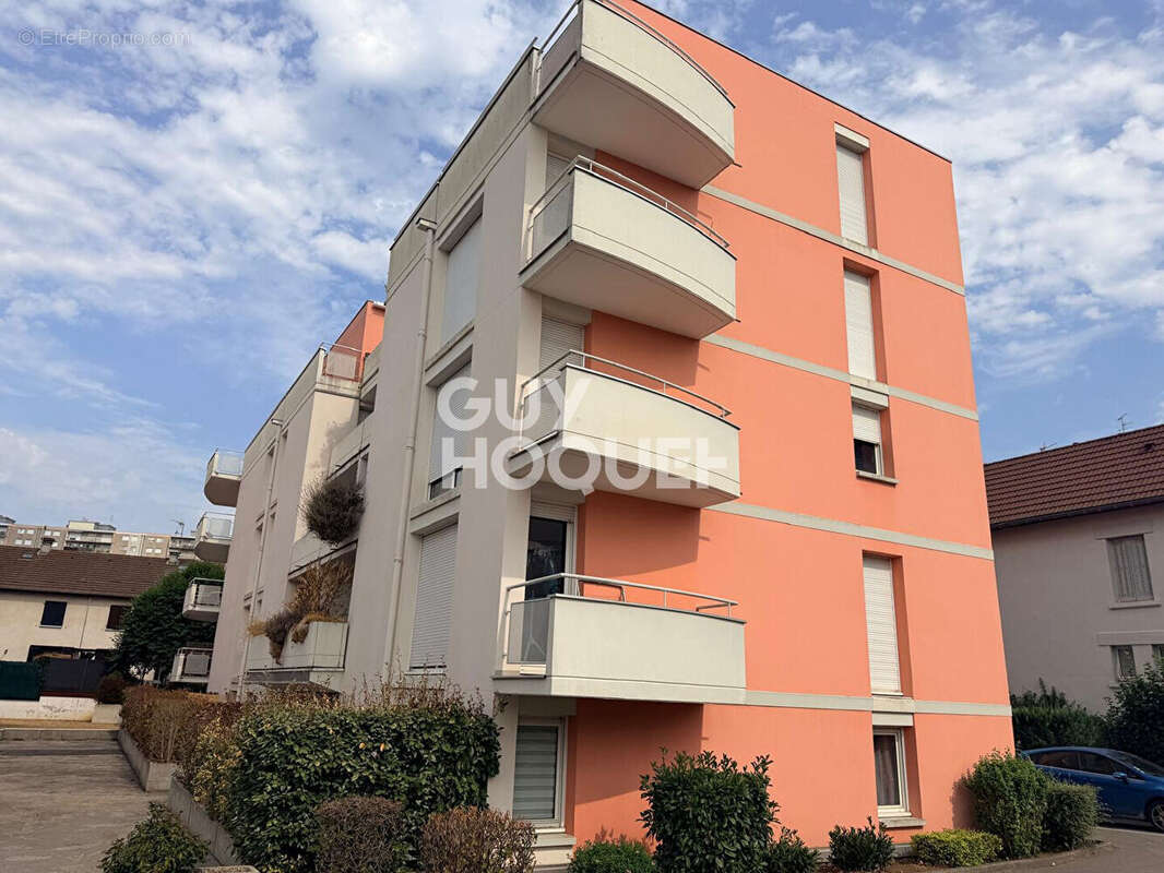 Appartement 3 pièces - 65 m² - Terrasse - Garage - Cave - Besançon Saint-Claude - photo 12