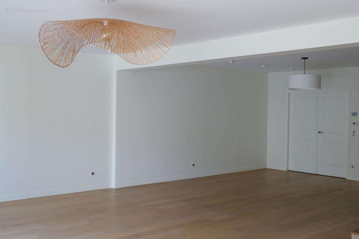 Maison à LE BOUSCAT