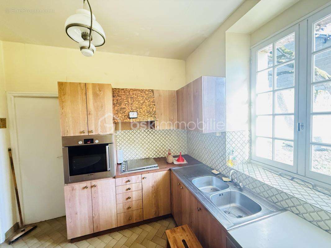 Maison à VERN-SUR-SEICHE