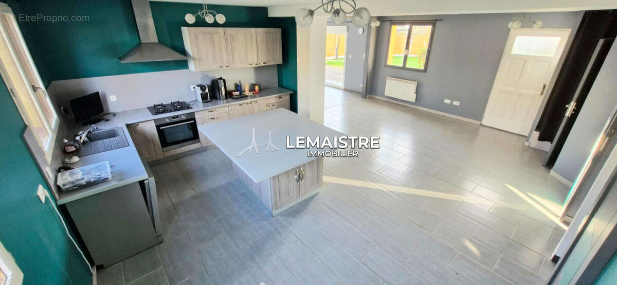 Maison à CANY-BARVILLE