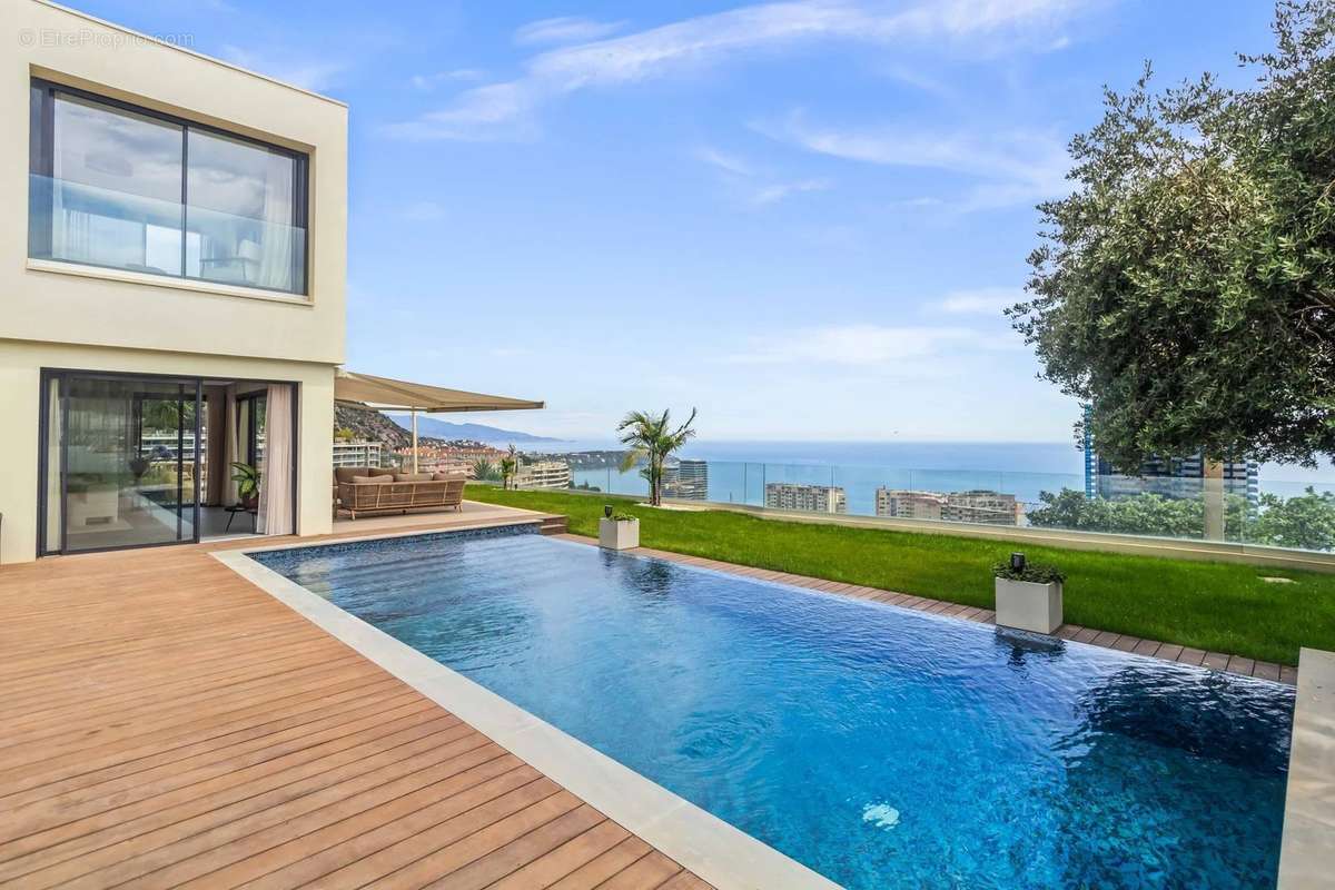 Maison à BEAUSOLEIL