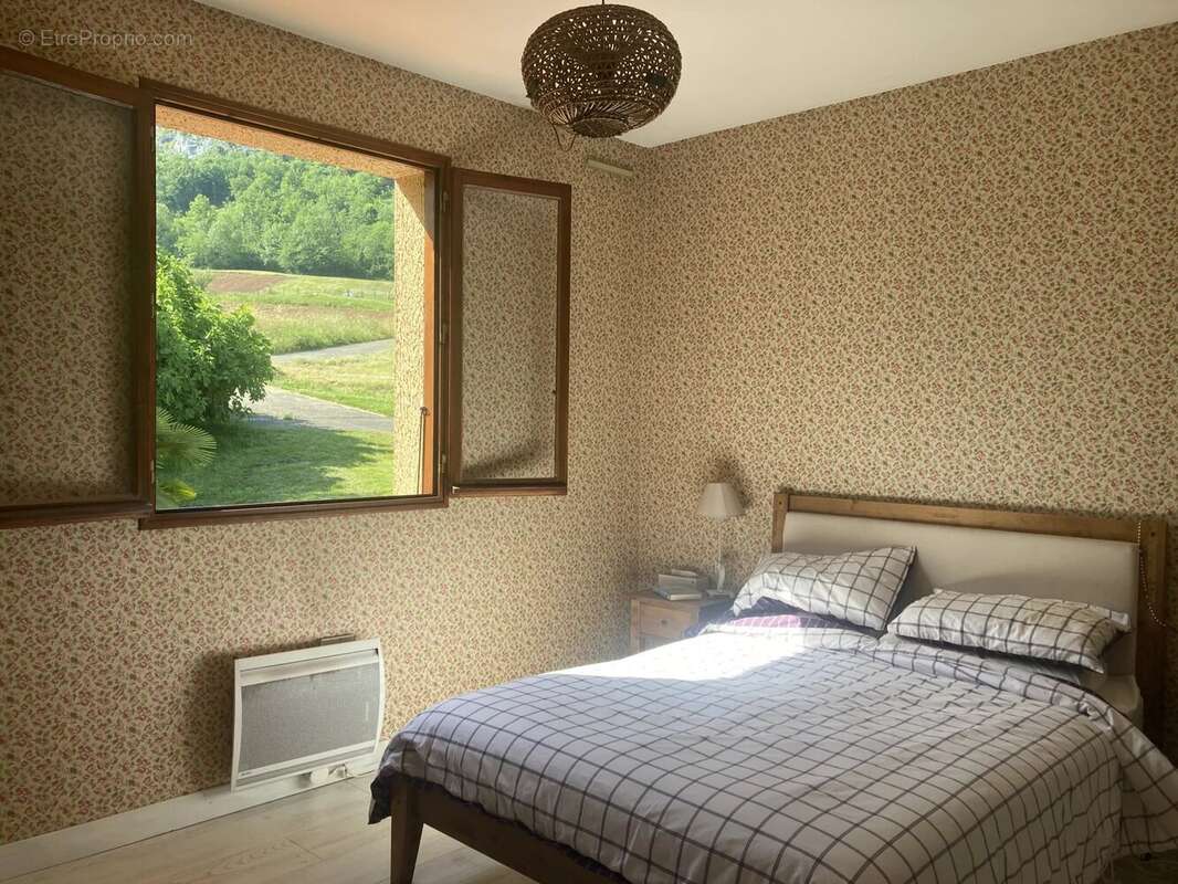 Maison à LE MAS-D'AZIL