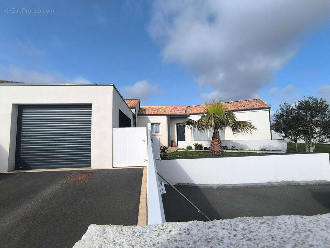 Maison à L'AIGUILLON-SUR-VIE