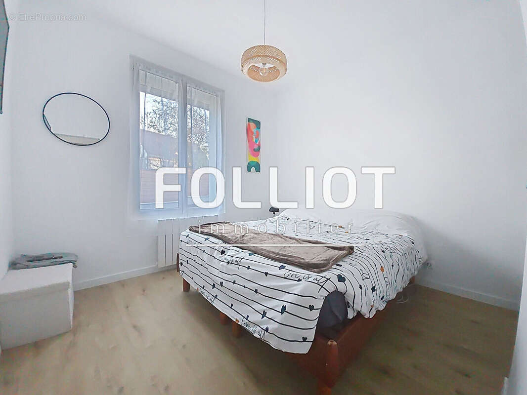 Maison à SAINT-PAIR-SUR-MER