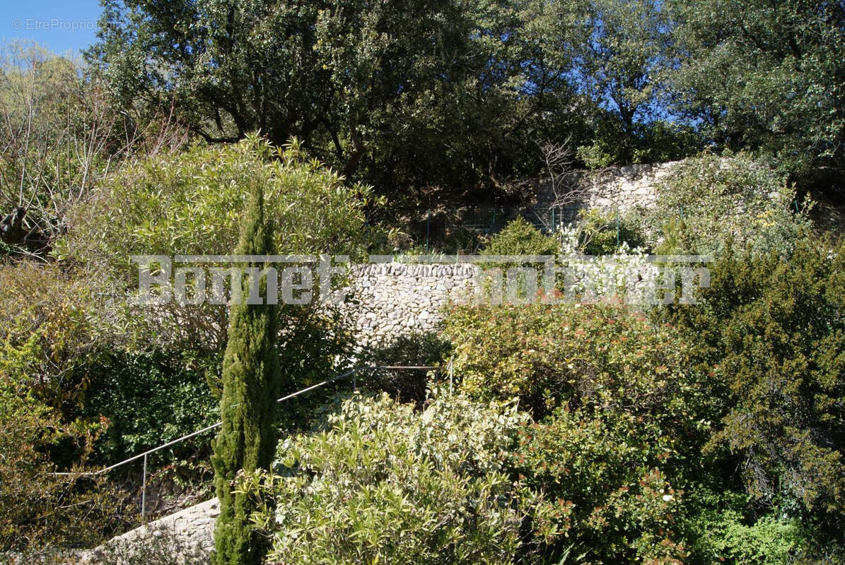 Appartement à NYONS