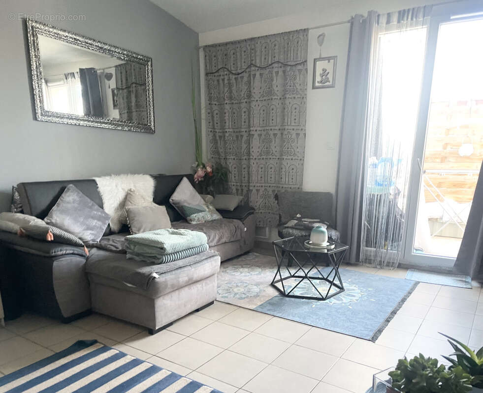 Appartement à MARSEILLE-14E