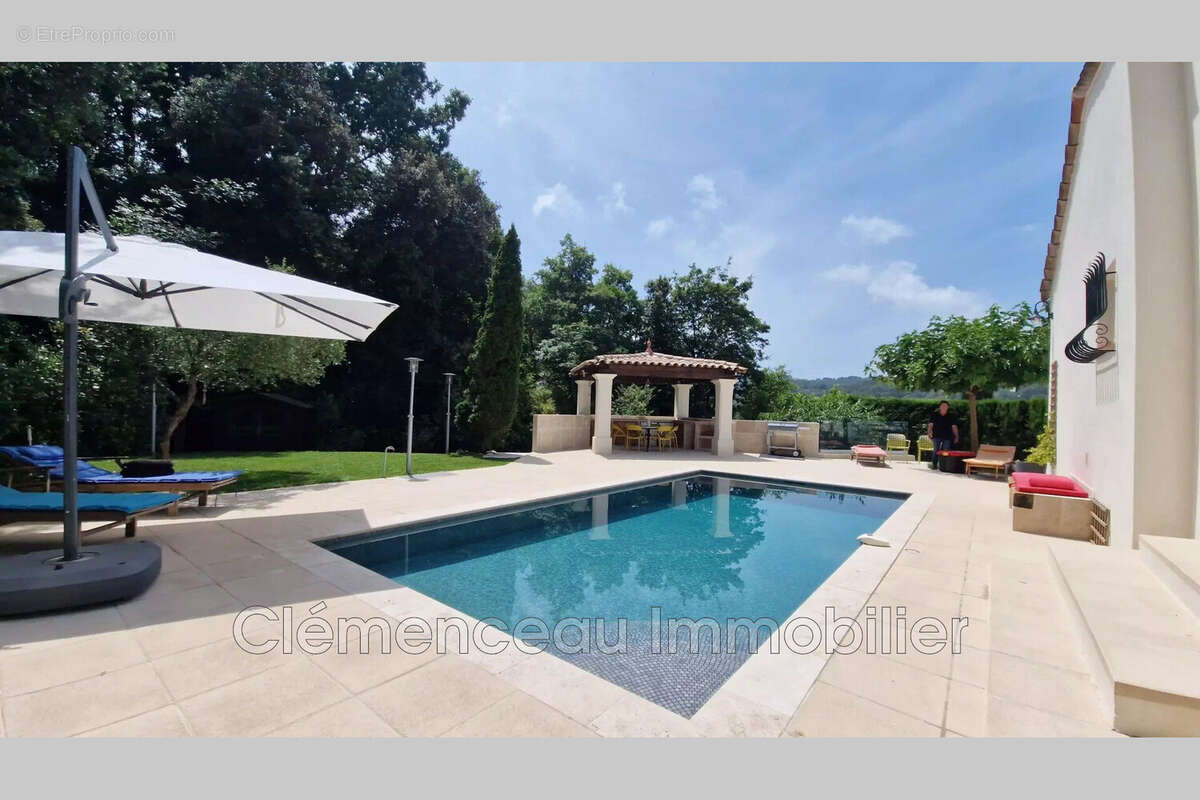 Maison à LA COLLE-SUR-LOUP