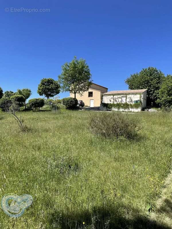 Maison à LES OMERGUES