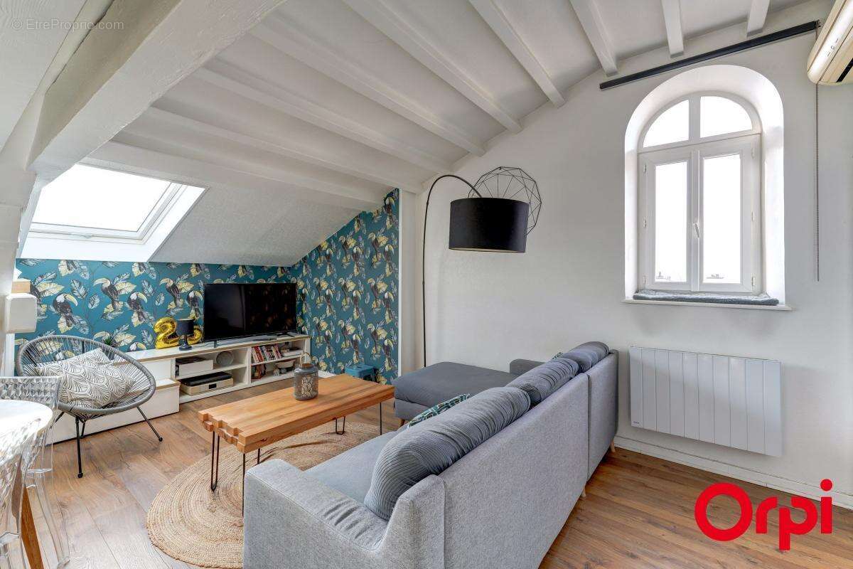 Appartement à SATHONAY-CAMP