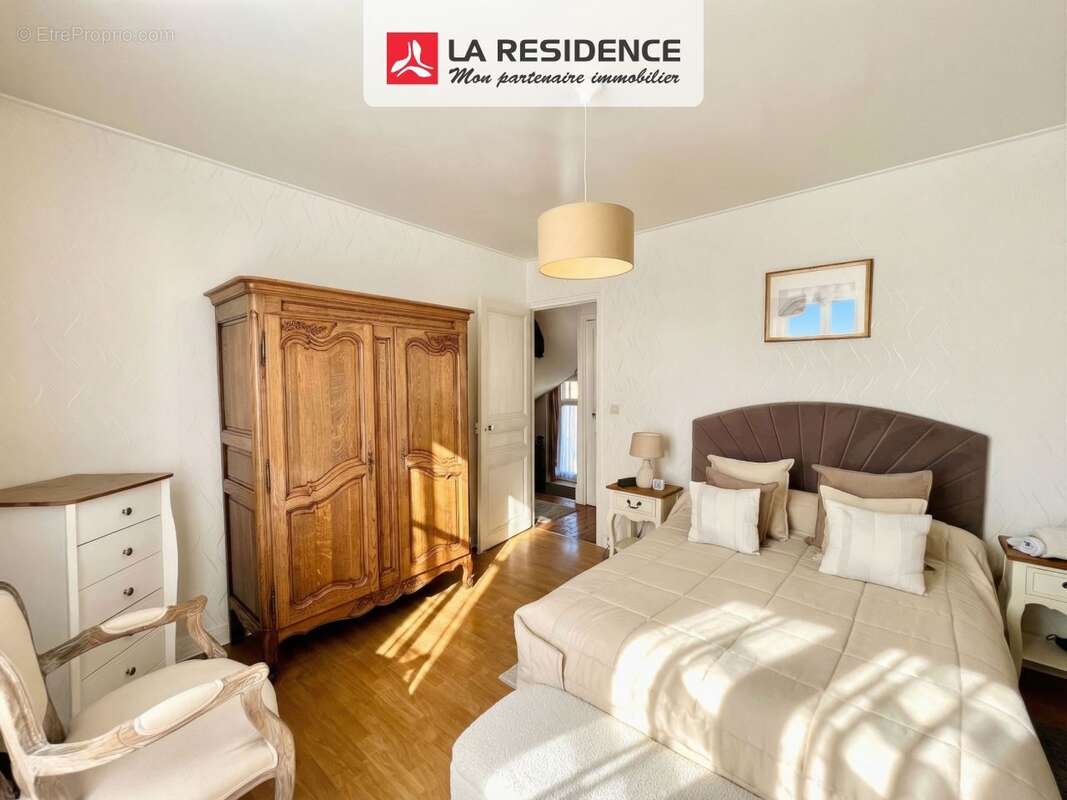 Maison à SAINT-OUEN-L'AUMONE