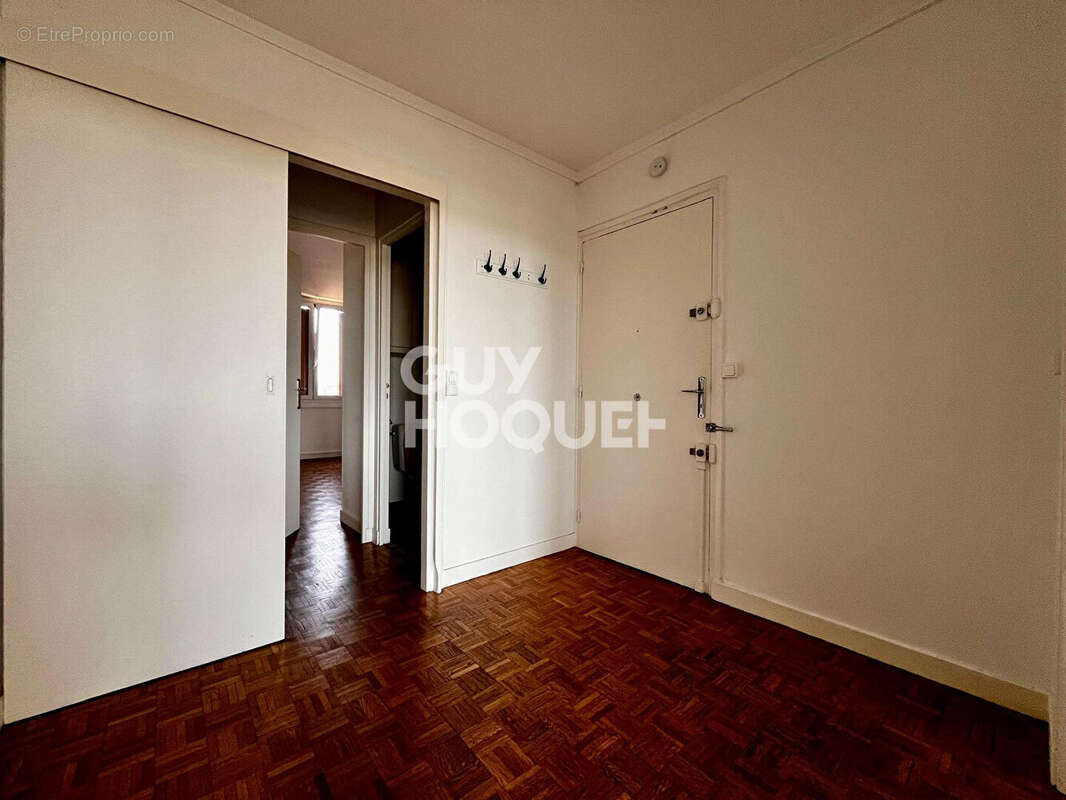 Vanves - quartier du plateau - appartement familial 4 pièces de 82,80 m² avec balcon, cave - résidence avec gardien - photo 7