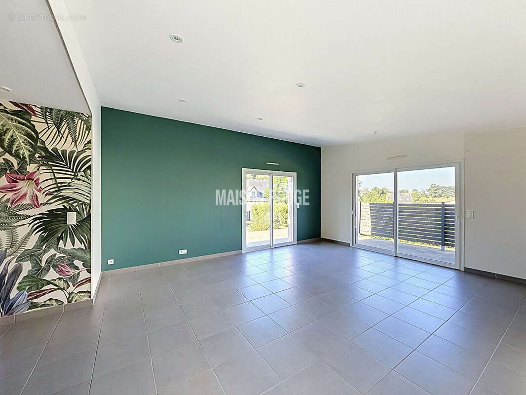 Maison de plain-pied avec quatre chambres et jardin - photo 8