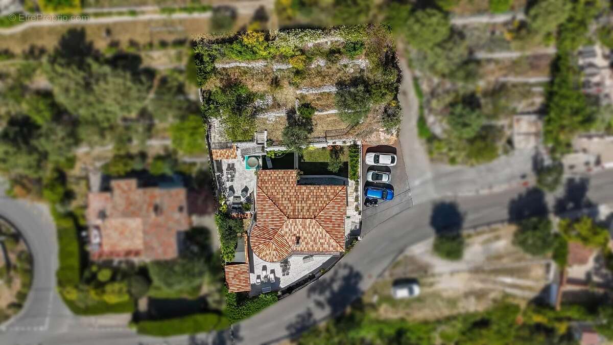 Maison à LEVENS