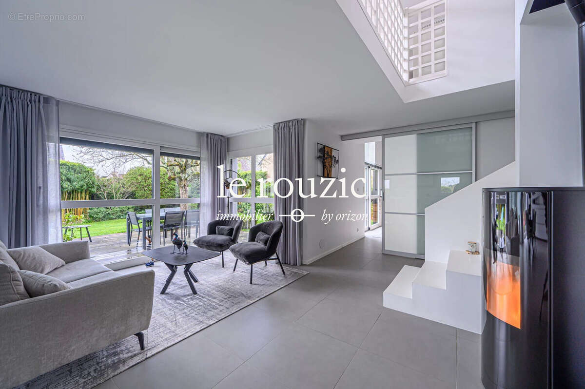 Maison 161 m² à Vannes  - photo 3
