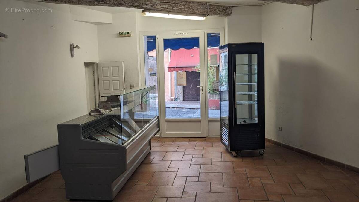 Commerce à BARGEMON