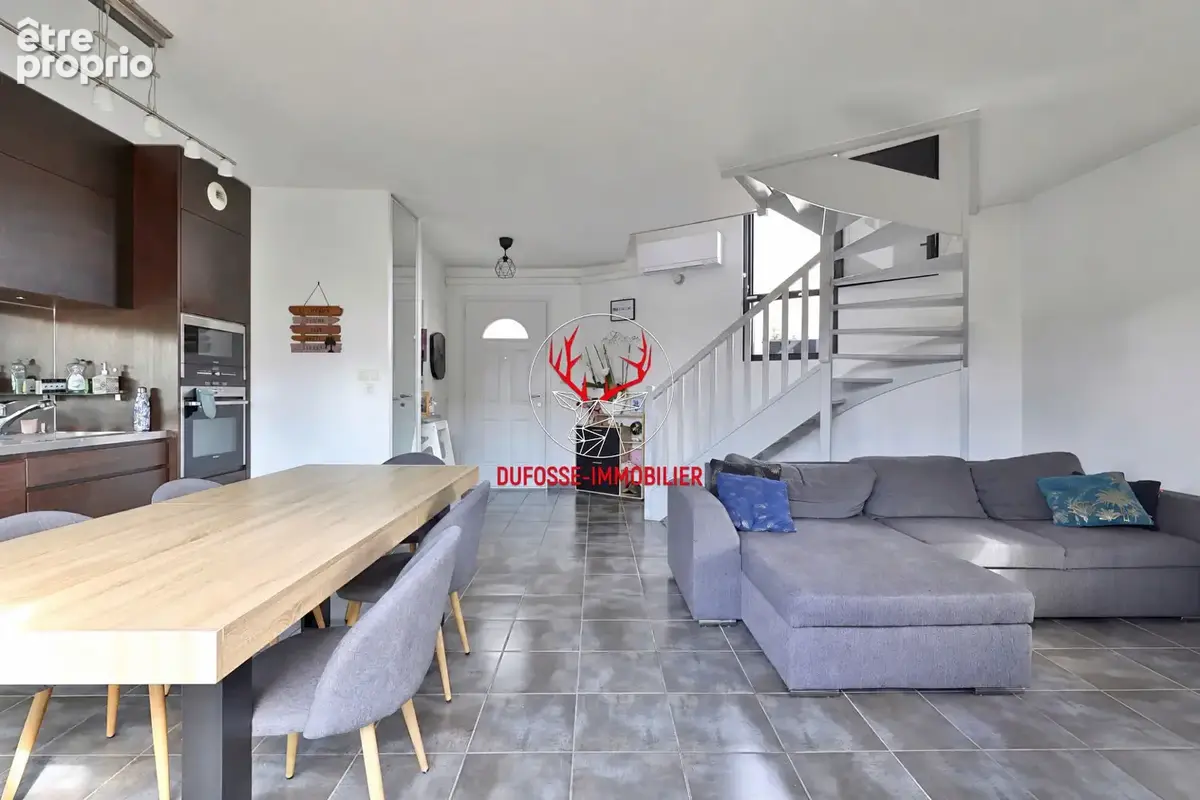 Dommartin centre - T3 Duplex 70 m² - terrasse 26 m² - photo 4