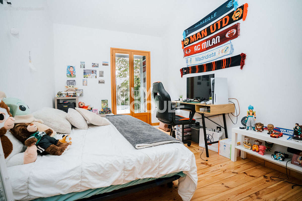 Maison à VILLENEUVE-DE-LA-RAHO