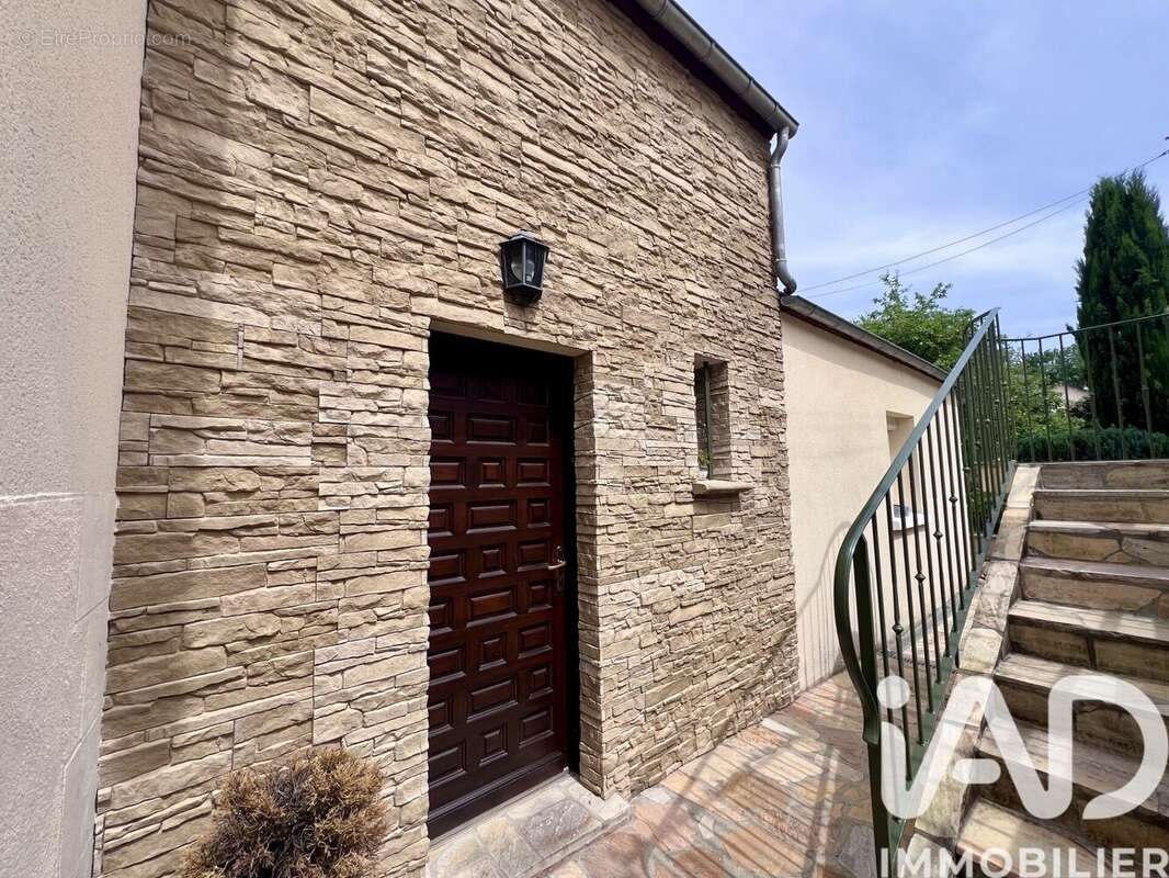 Photo 2 - Maison à OSNY